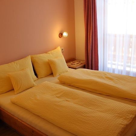 Haus Waldruhe Apartment San Candido Luaran gambar